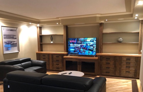 Whyte ave Condo | Luxury One Bed/Bath condo w/ parking on Whyte Ave