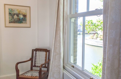 Oxford City Centre Apartment | Luxury Oxford city centre apartment with river views
