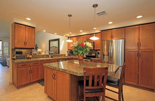 Palm Desert Condo | Luxury Palm Desert condo w/Platinum Golf, Pickle ball, Tennis and Fitness Club