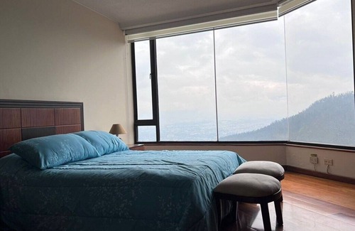 La Paz Apartment | Luxury Panoramic Suite in Guápulo.