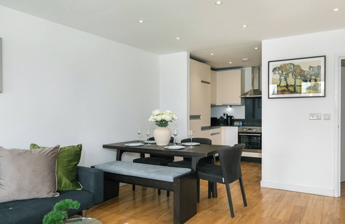 Spitalfields Apartment | "Luxury Penthouse in Central London | Terrace Sleeps 6 Near Tower & Tube"