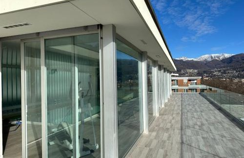 Porza Apartment | Luxury Penthouse, lake view