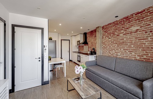 Centro Apartment | Luxury Penthouse with Wonderful Terrace in the Center of Madrid