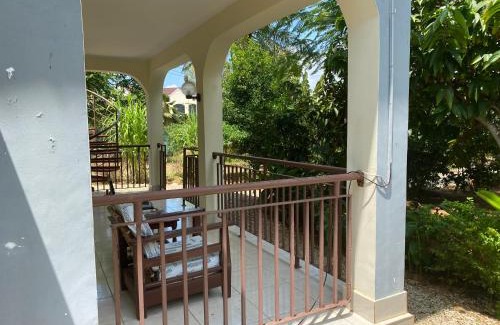 Tanga House | Luxury private rooms Pizzeria d Amor
