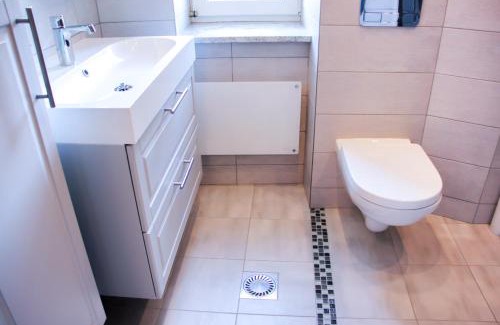 Tornkalns Apartment | Luxury Renovated - 600 Mbit - 64 M2 - 65 inch TV
