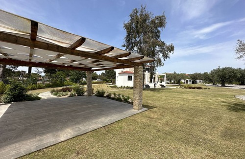 Vourvourou Villa | Luxury rental villa for 14 people