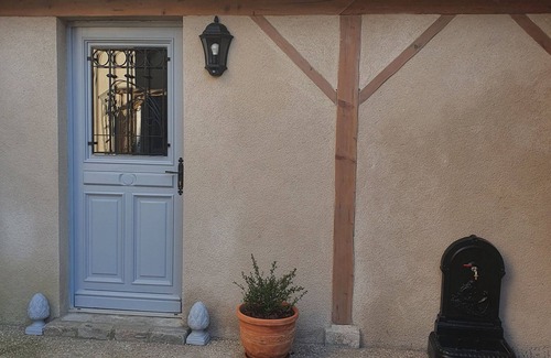 Beaulieu-sur-Loire Cottage | Luxury Restored Home Near Loire River with 5 En-Suite Bedrooms