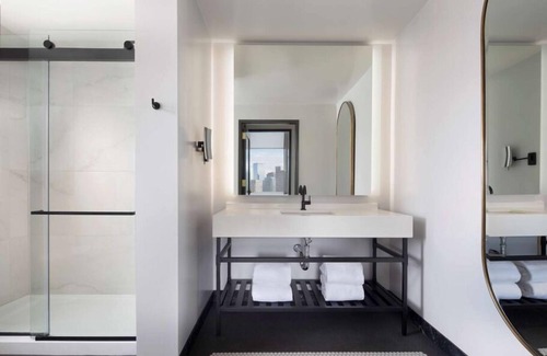 Theater District Hotel | Luxury Retreat in the Heart of San Francisco! Pet-friendly, Near Union Square!