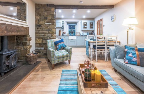 Aysgarth Cottage | Luxury Riverside Cottage by Aysgarth Falls: Perfect for Walkers & Nature Lovers