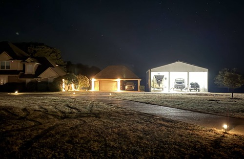 Thackerville House | Luxury RV 2 Bedroom 2 Bath for solar eclipse ring of fire on 3 acres