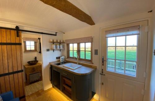 Kelham House | Luxury Shepherd Hut
