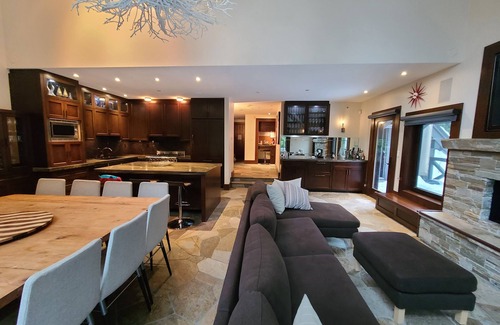 Upper Village House | Luxury Ski-in/Ski-out Home with Oversized Hot Tub on Whistler-Blackcomb Slopes