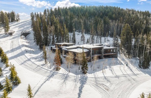 Park City House | Luxury Ski-in, Ski-out Home with Hot Tub