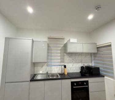 Brighouse Apartment | Luxury Sovereign House