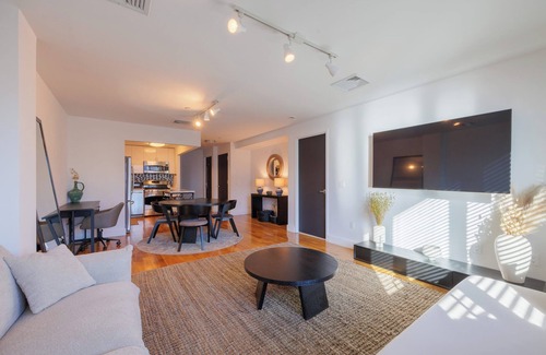 Chinatown Apartment | Luxury Spacious 1bedroom in central East Village/Union Square