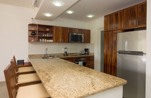 P Chahue Condo | Luxury Spacious Condo with Gorgeous Ocean & Marina Views