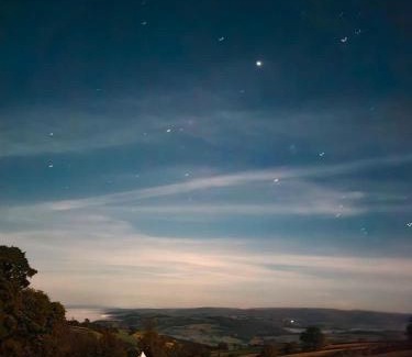 Trefeglwys Other | Luxury Stargazing Glamping - Seren Aur with Hot Tub