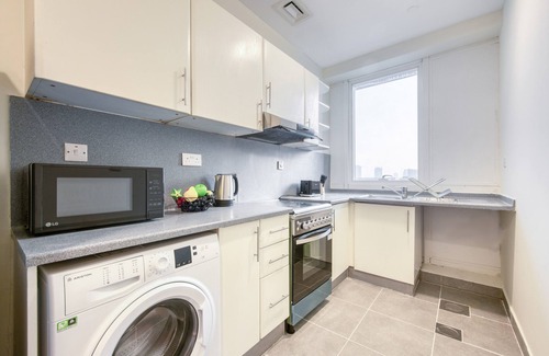 Barsha Heights Apartment | Luxury stay at Madison 2Bedroom Balcony