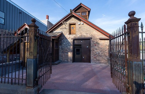 Houghton Apartment | Luxury Stay DT Houghton 2 Bed, 1 Bath Suite C