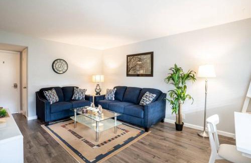 Cambrian Apartment | Luxury stay near Oakridge Mall for vacation/work