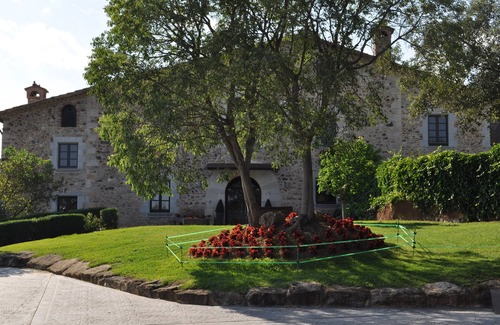 Sant Gregori House | LUXURY STONE FARMHOUSE