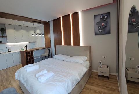 Tirana Apartment | Luxury Studio Apartment Square 21, Seven Heavens