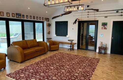 Skirpenbeck Apartment | Luxury Studio Cottage at Foot of Yorkshire Wolds