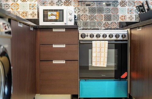 Dubai Sports City Apartment | Luxury Studio - Golf Views - Sports City, Dubai