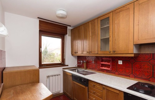Velenje House | Luxury SUNNY Park Villa NATURE Oasis Free WiFi BIKES