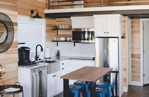 Escalante Apartment | Luxury Tiny‑Home Retreat near Grand Staircase