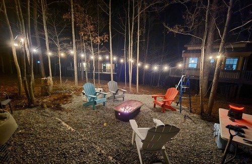 Clarks Hill House | Luxury Treehouse (Eagles Nest)