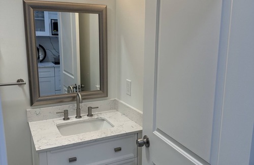North Lauderdale Apartment | Luxury Unit A
