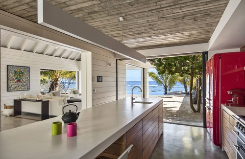 St Gilles-les-Bains Villa | Luxury villa, waterfront, magnificent 100m2 swimming pool