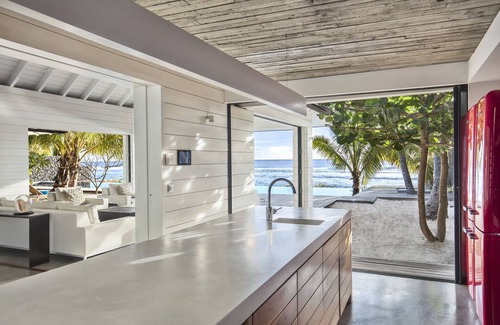 St Gilles-les-Bains Villa | Luxury villa, waterfront, magnificent 100m2 swimming pool