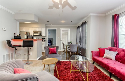 North Druid Hills Condo | LUXURY VELVET 2BD/2BATH CONDO