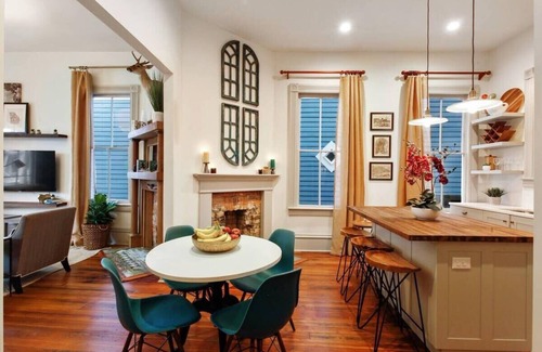 Dixon Park House | Luxury Victorian Retreat | Heated Pool