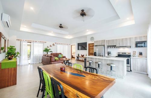 Bejuco House | Luxury Villa, Private Pool, Few Steps to the Beach