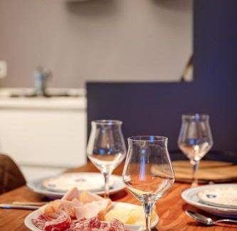 La Figurina Apartment | Luxury Villa Daisy