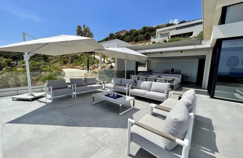 Lecci House | Luxury Villa Alba with panoramic sea view, 7 bedrooms Heated swimming pool