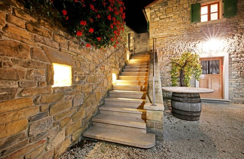 Kaldir House | Luxury villa and winery Benvenuti
