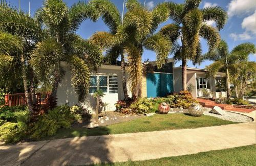 Arenales Altos Villa | Luxury Villa Bonita Sleep 50 +