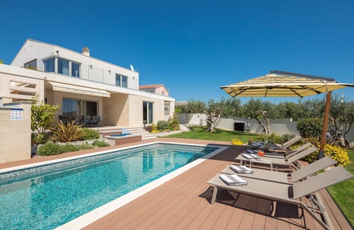 Primosten Villa | Luxury Villa Cinderella with Swimming Pool