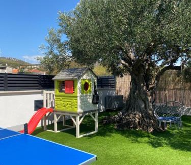 Marina Villa | Luxury Villa Diana with heated pool and jacuzzi