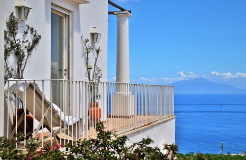 Marina Grande Villa | Luxury Villa Fiorita by Elite Villas