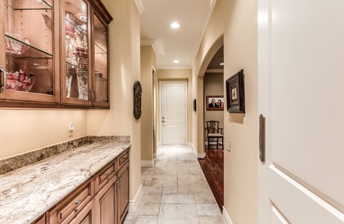 Houston House | Luxury villa for commercial showings, insurance rentals and family events