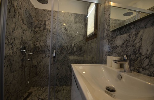Bitez Villa | Luxury Villa for Couples close to beach with Sauna and Private Pool