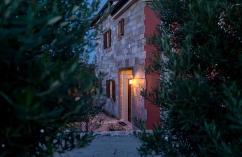 Hvar Villa | Luxury Villa Galapagos Hvar Town