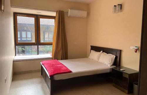 Raichak House | Luxury Villa Ganga Kutir