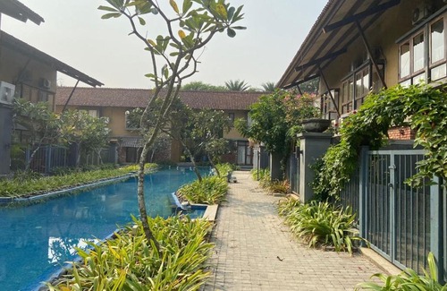 Raichak House | Luxury Villa Ganga Kutir