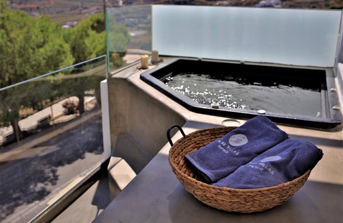 Exo Gonia Apartment | Luxury villa in Santorini